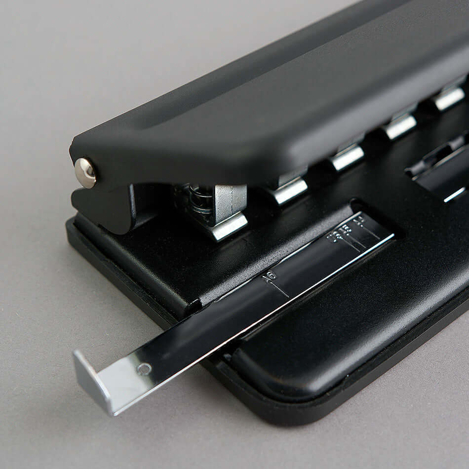 Atoma Paper Puncher - Image 2