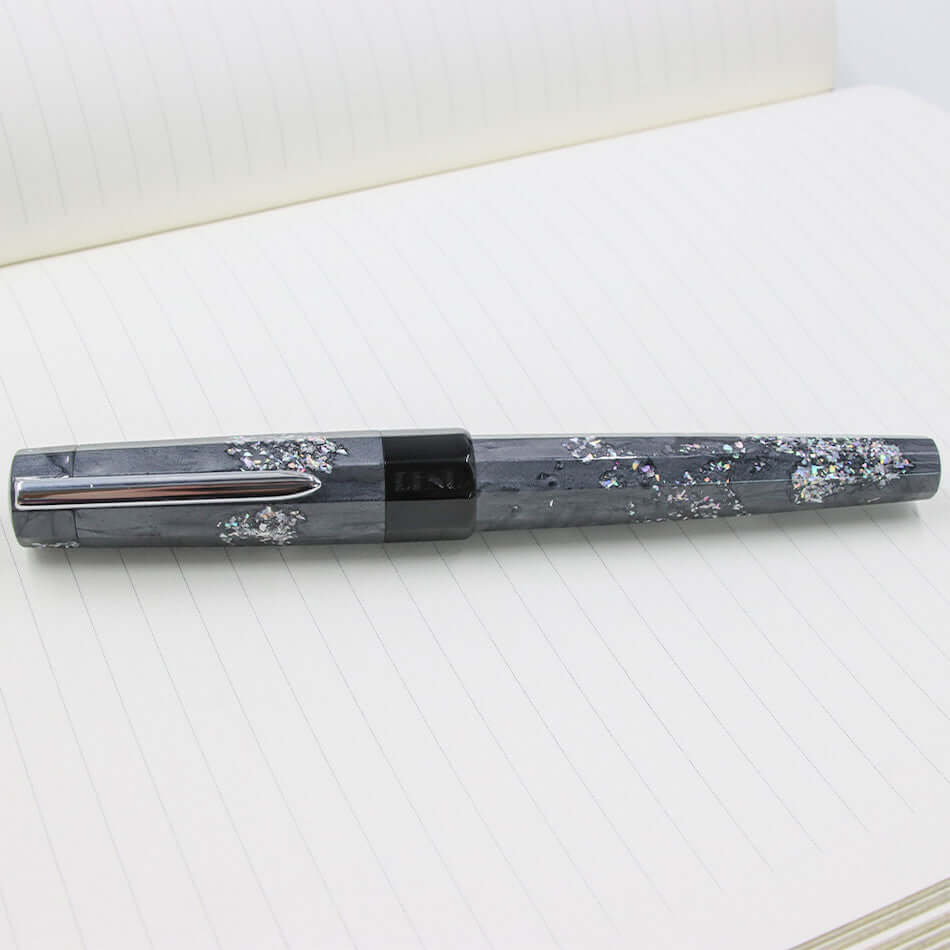 Benu Euphoria Fountain Pen Caviar - Image 7