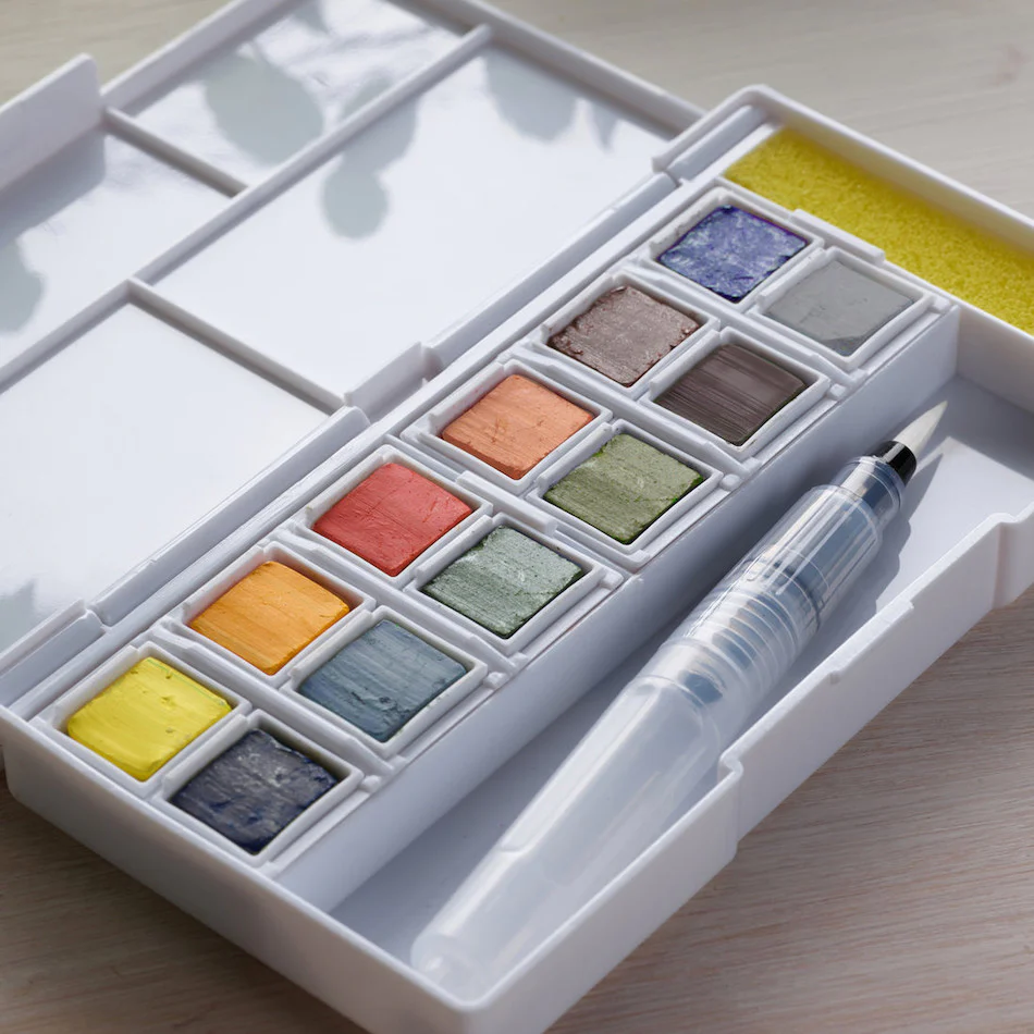 Derwent Line and Wash Paint Pan Set - Image 3