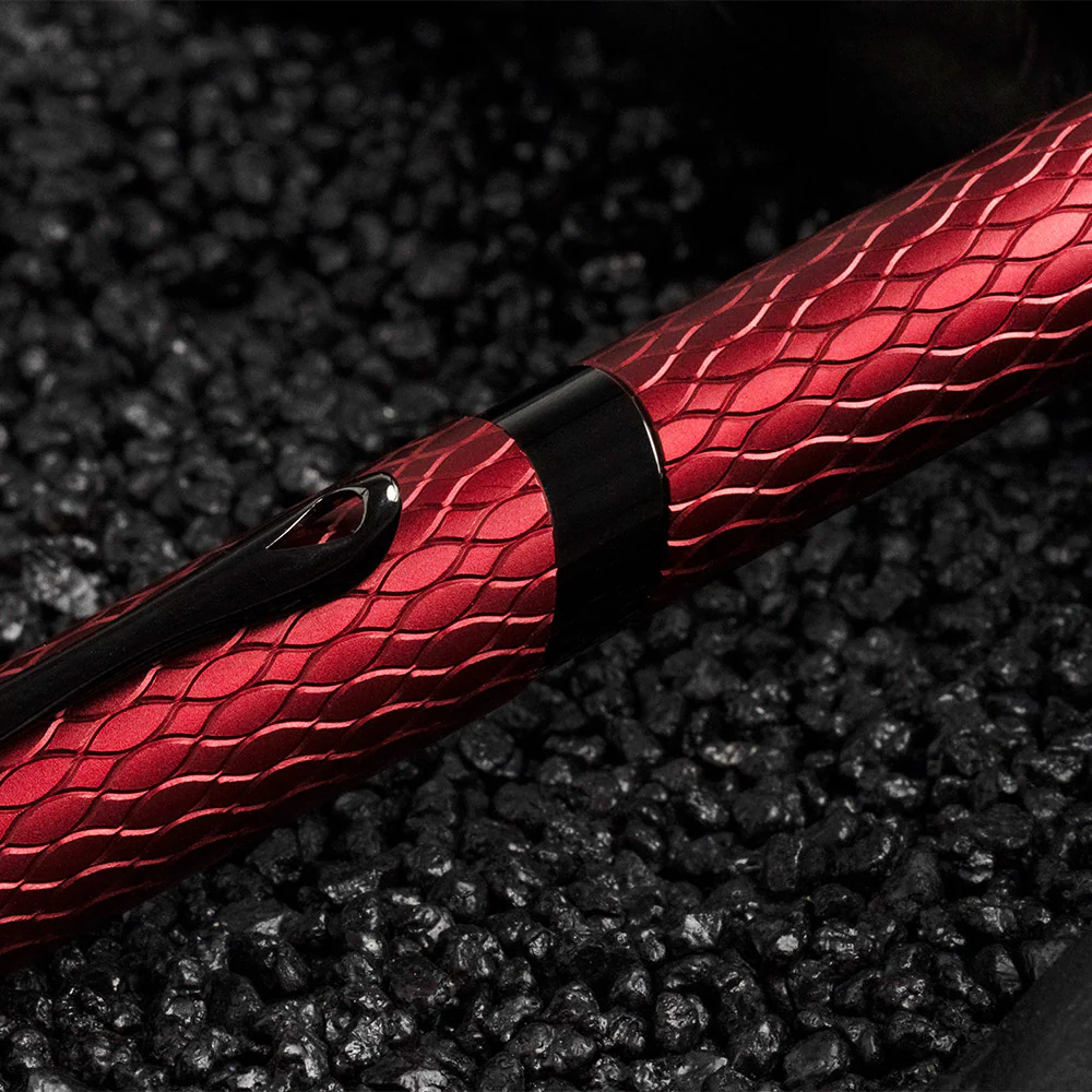 Diplomat Cobra Guilloche Fountain Pen Burgundy - Image 3