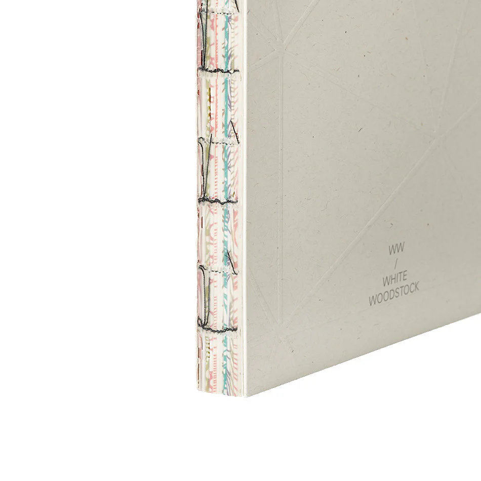 Fabriano White Woodstock A6 Notebook - Image 4