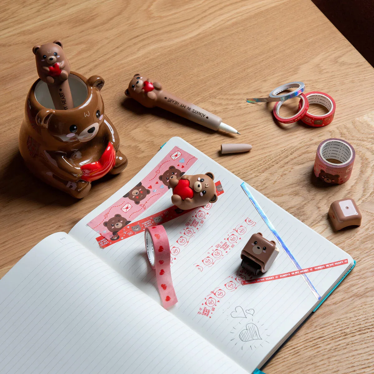 Legami Squishy Pen Teddy Bear - Image 4