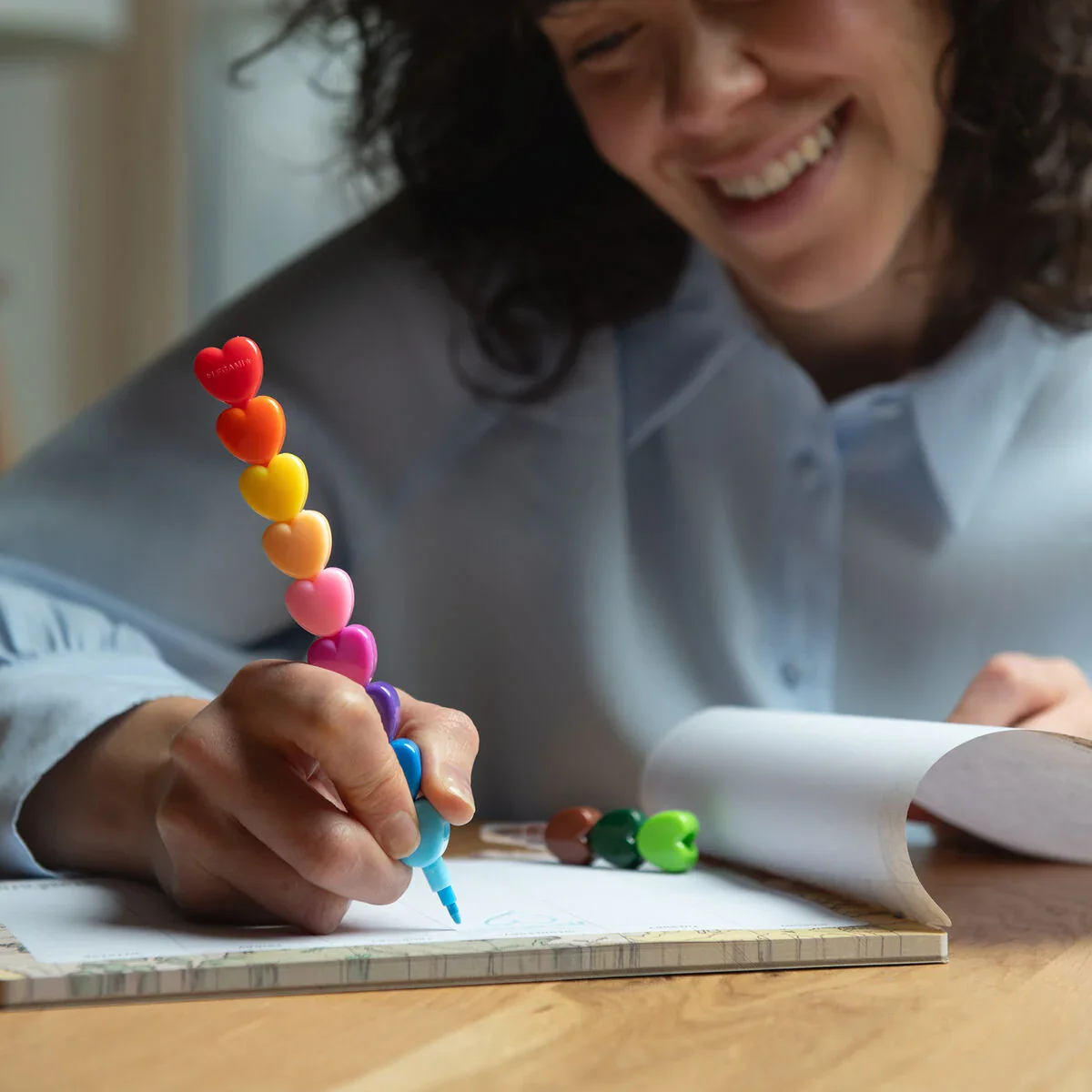 Legami Stackable Crayons Heart - Image 3