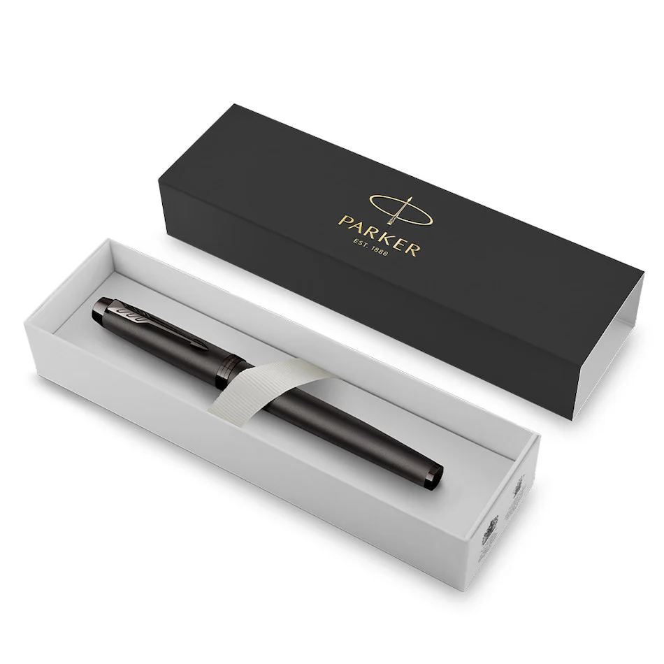 Parker IM Monochrome Titanium Fountain Pen - Image 8