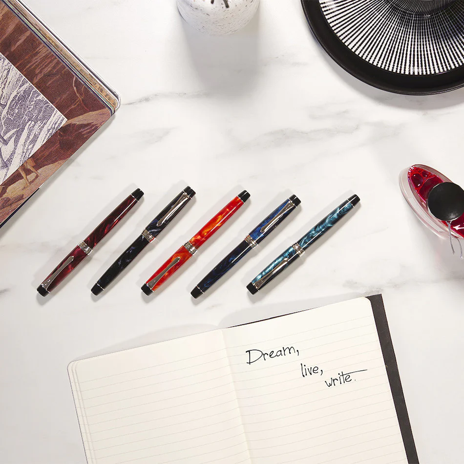 Pilot Custom Heritage SE Fountain Pen Blue - Image 4