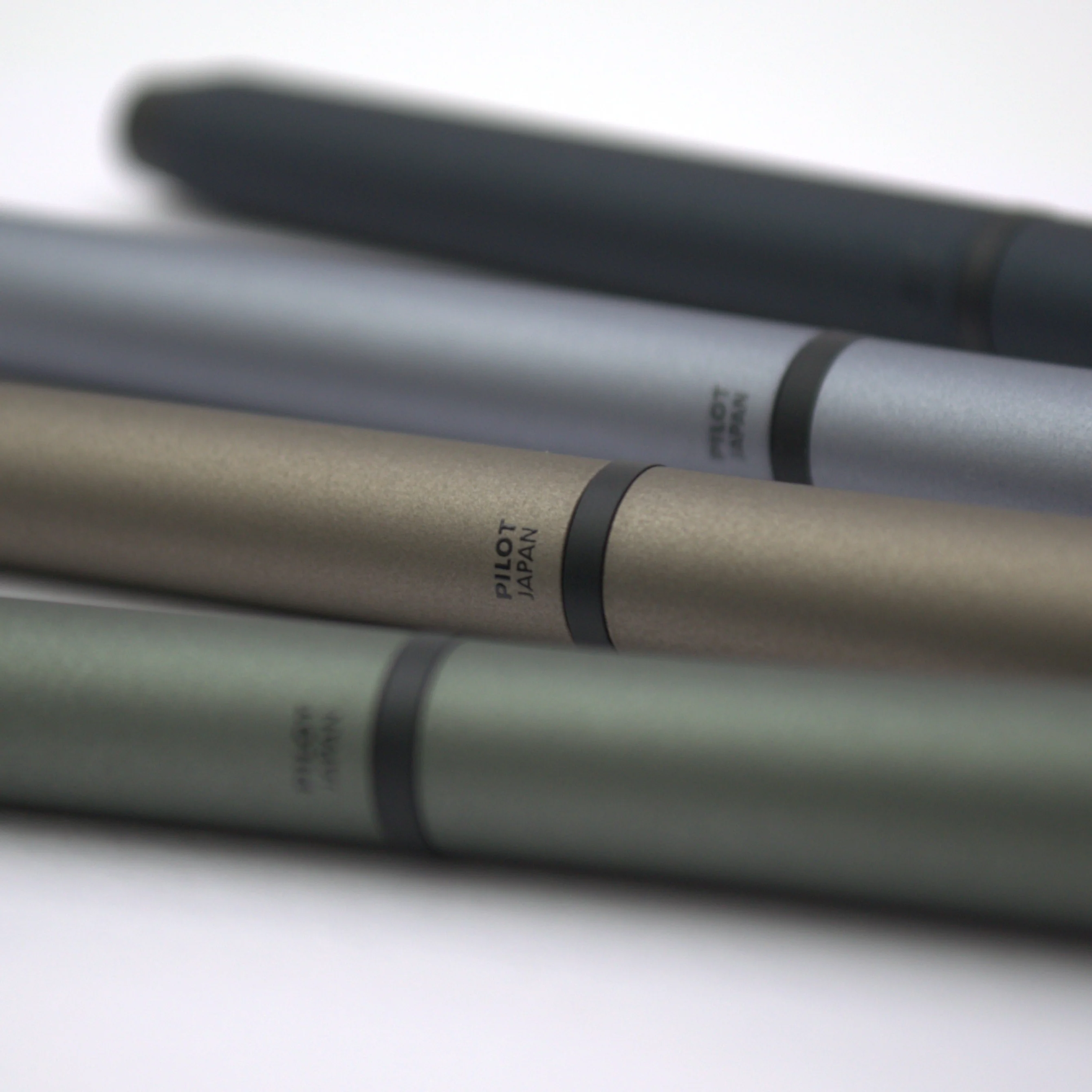 Pilot Eterlink Ballpoint Pen - Image 3