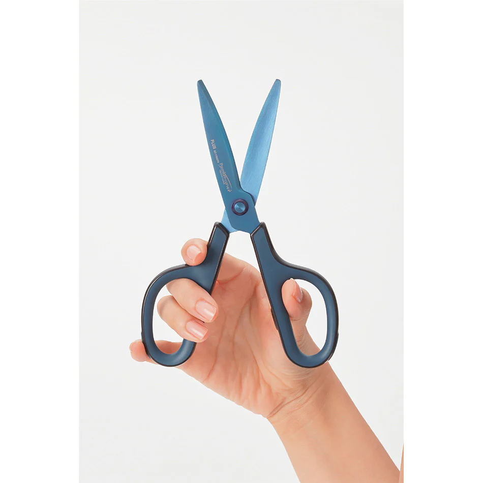 PLUS Fitcut Curve Scissors Premium Titanium-Coated Blue - Image 2