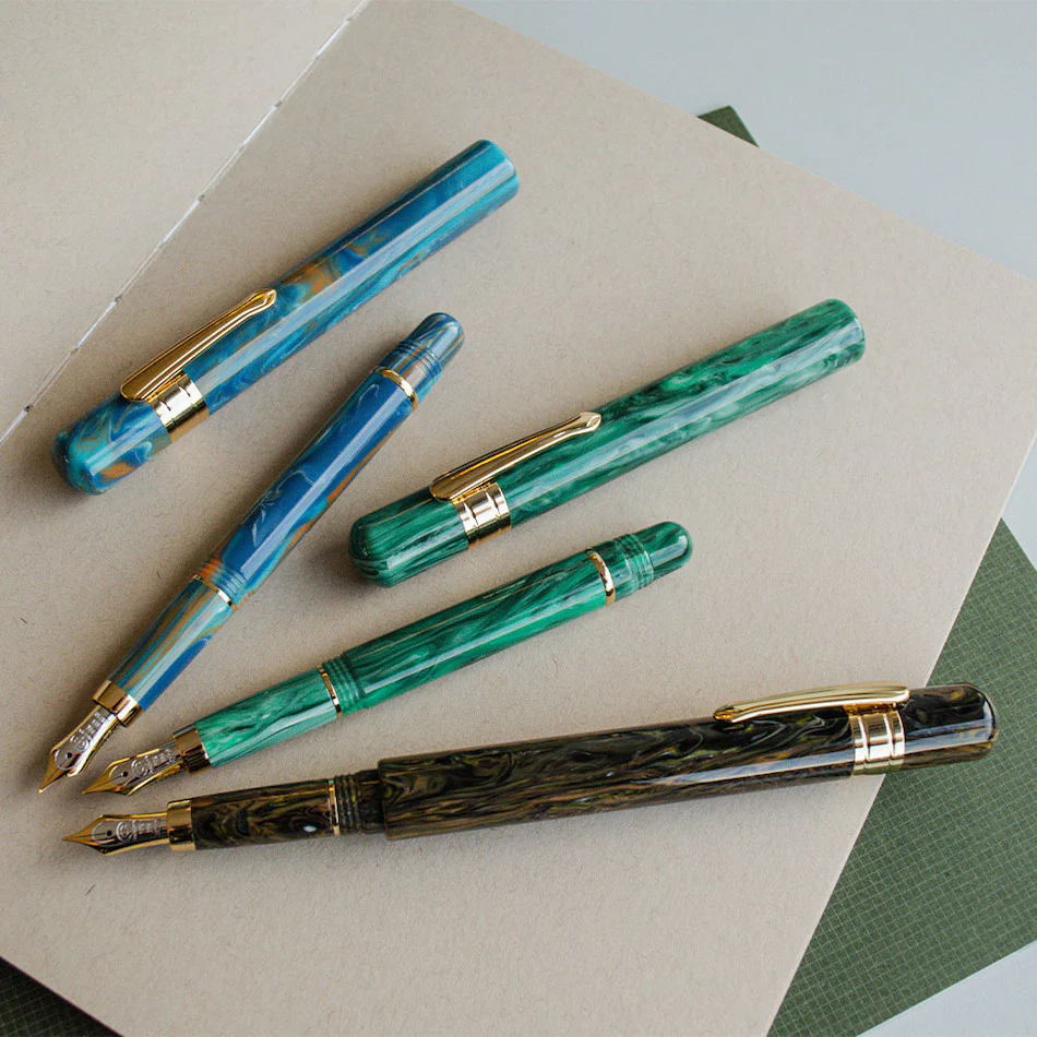 Taccia Covenant Fountain Pen Green Malachite 14k nib - Image 2
