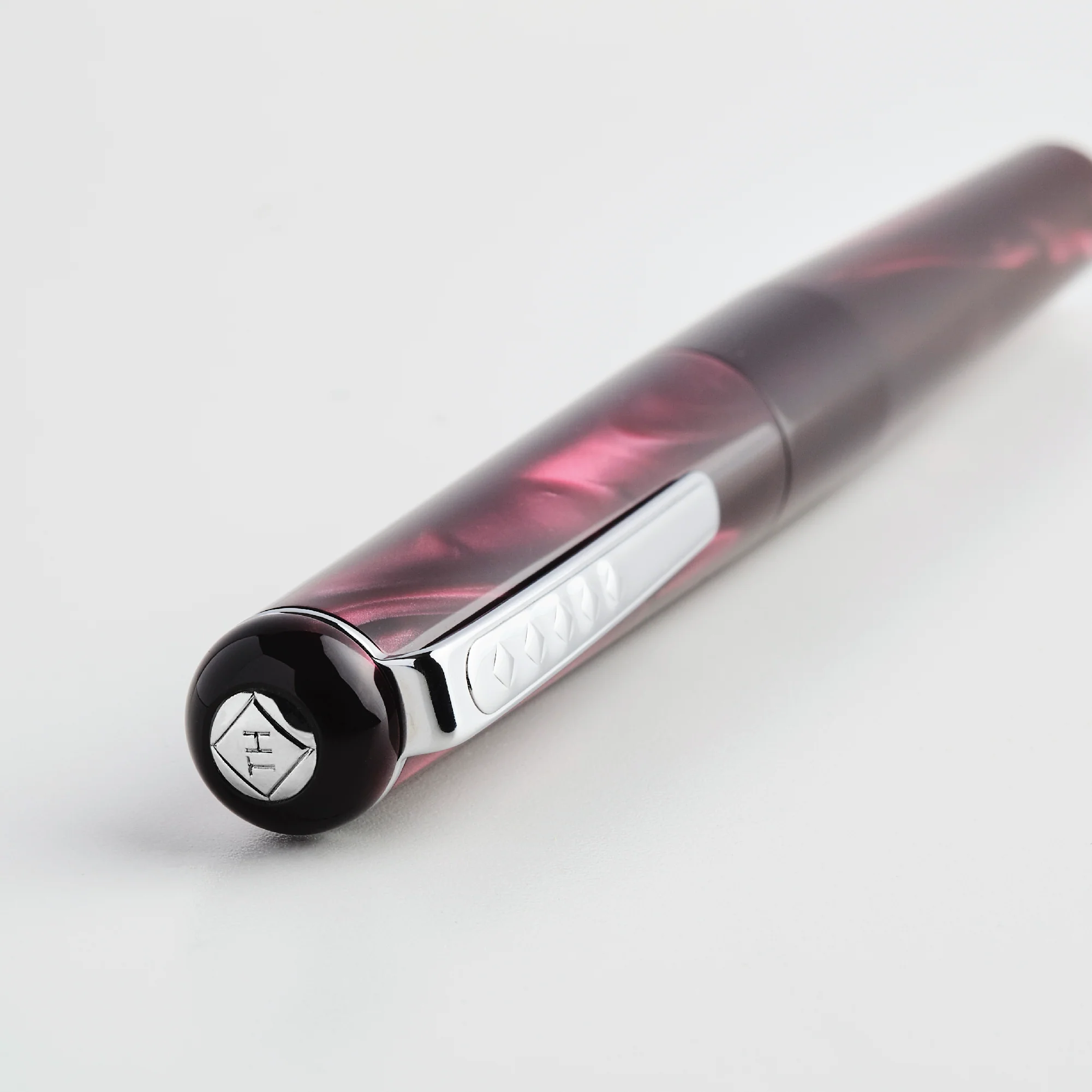 Tom Hessin Charles Collection Fountain Pen Castle Claret - Image 5