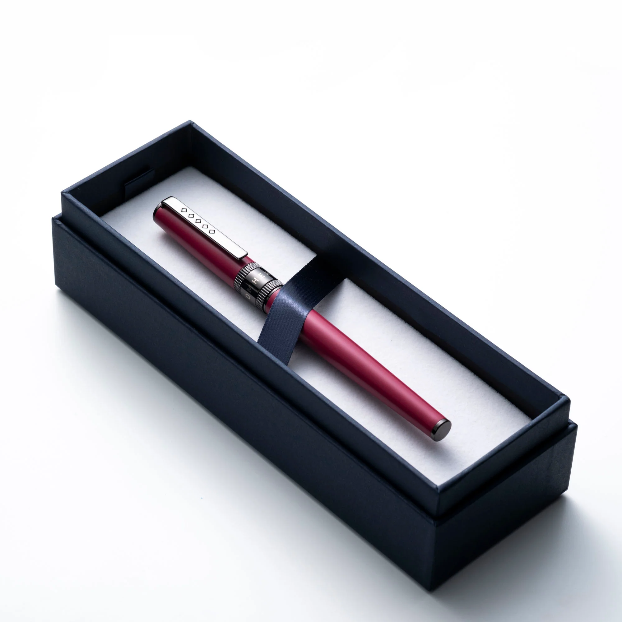 Tom Hessin Rebel Fountain Pen Jewellers Rouge - Image 3