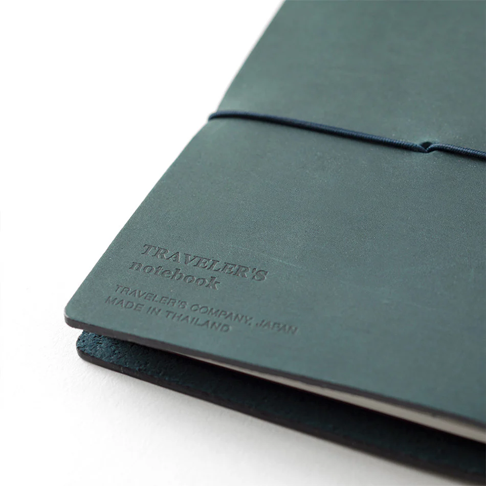 TRAVELER'S COMPANY Traveler's Notebook Leather Passport Size Blue - Image 3